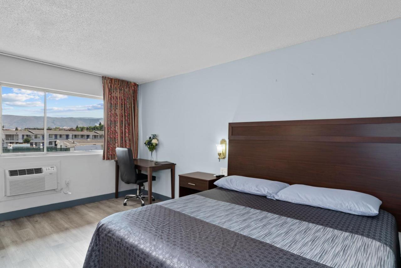 Holiday Lodge Wenatchee Ngoại thất bức ảnh