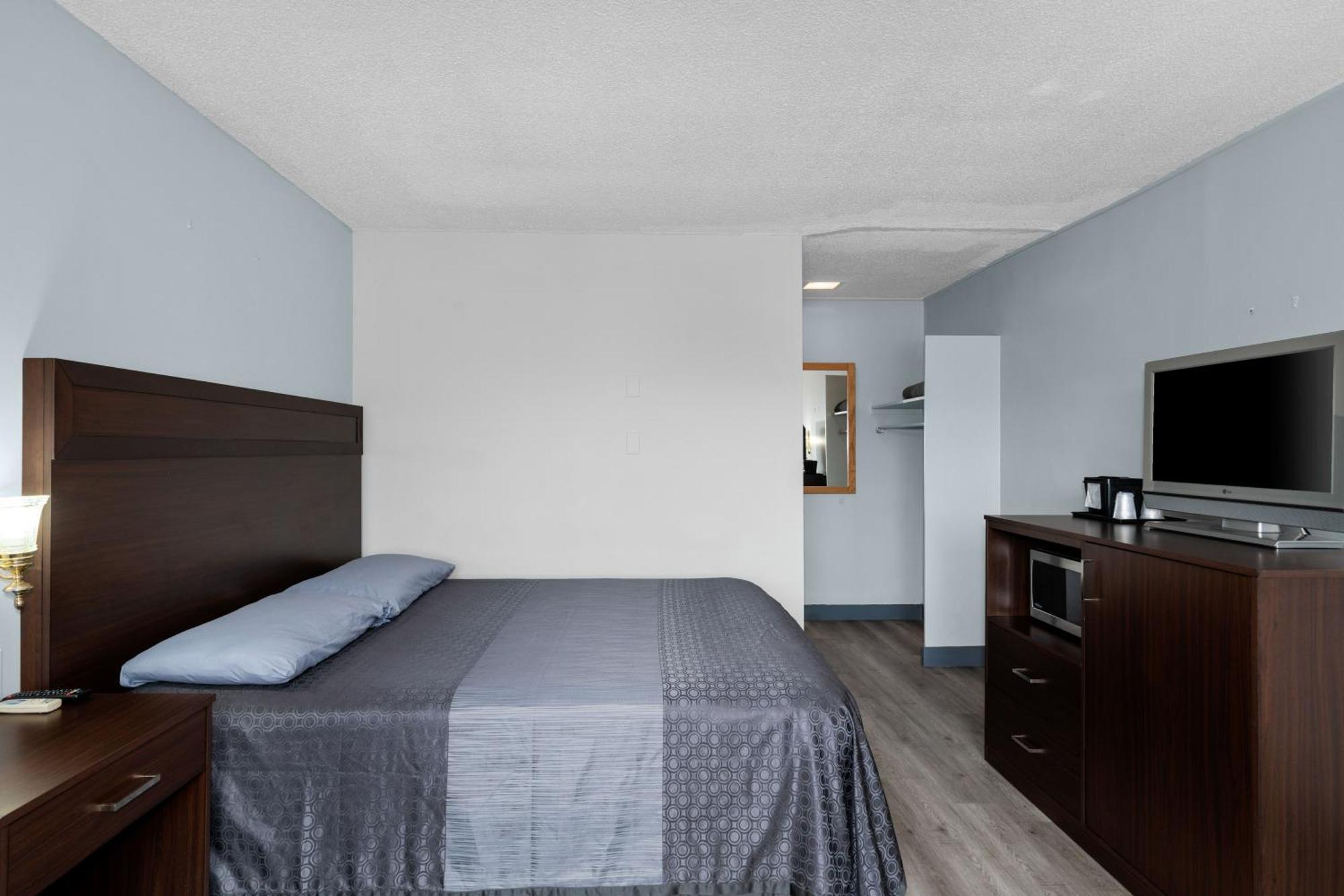 Holiday Lodge Wenatchee Ngoại thất bức ảnh