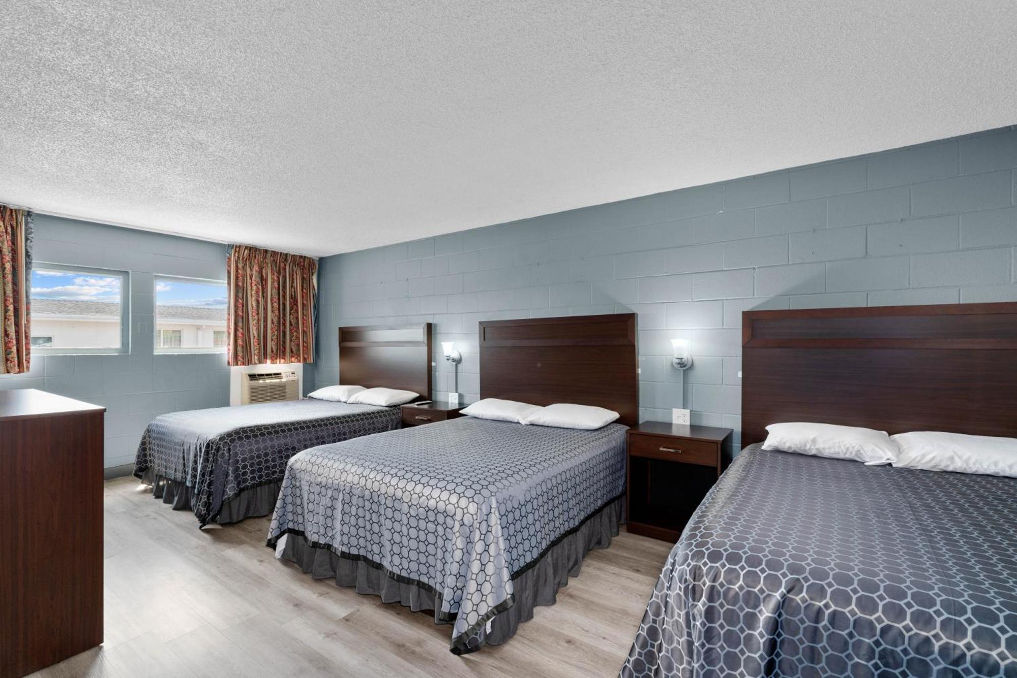 Holiday Lodge Wenatchee Ngoại thất bức ảnh